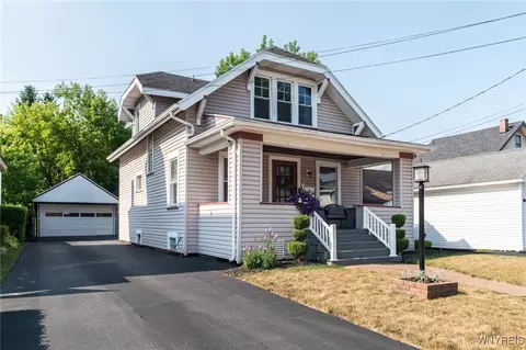2 Charles St, Batavia, NY 14020