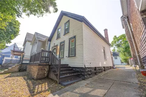 175 Garner Ave, Buffalo, NY 14213 photo 2