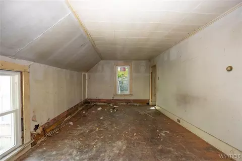 175 Garner Ave, Buffalo, NY 14213 photo 32