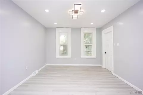 175 Garner Ave, Buffalo, NY 14213 photo 9
