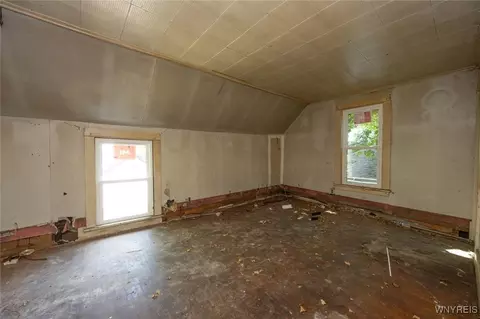 175 Garner Ave, Buffalo, NY 14213 photo 33