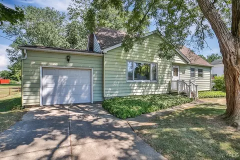 153 Jefferson Ave, North Tonawanda, NY 14120