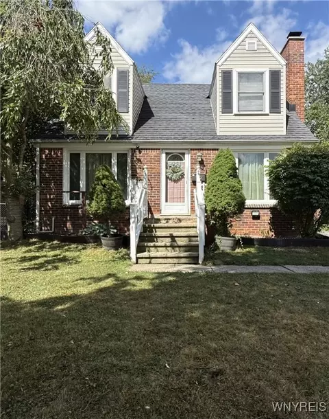 36 Ravenswood Ter, Cheektowaga, NY 14225