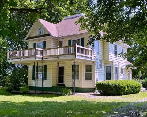 2301 Coomer Rd, Burt, NY 14028