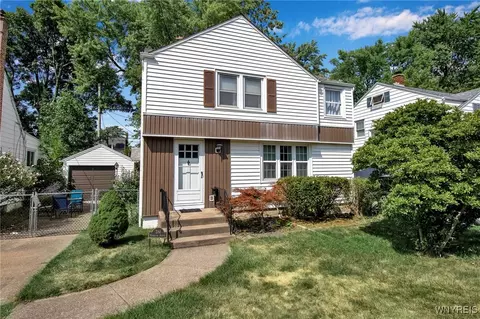 384 Knowlton Ave, Buffalo, NY 14217