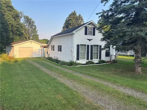 181 N Buffalo St, Springville, NY 14141