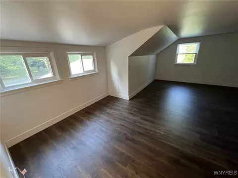 Bedroom - 450 Barton Dr, Lewiston, NY 14092 photo 7 of 7