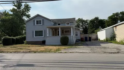 225 Clinton St, Lockport, NY 14094