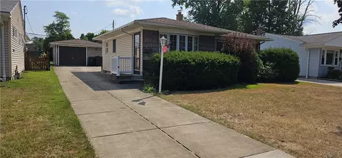 47 Kerr Ave, Tonawanda, NY 14150