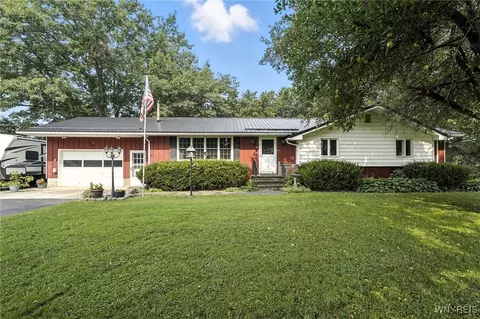 932 Creek Rd, Attica, NY 14011