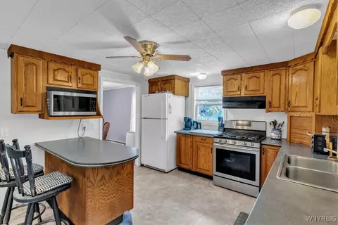 57 E Hill St, Persia, NY 14070 photo 4