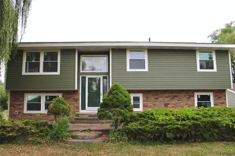 11333 Slade Rd, Ridgeway, NY 14103