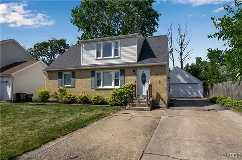 46 Commodore Ave, Tonawanda, NY 14150