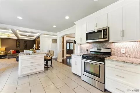 2 Gothic Ledge, Lockport, NY 14094 photo 10