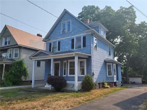 1207 West Ave, Shelby, NY 14103
