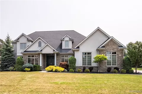 9 Dante Ct, Amherst, NY 14221