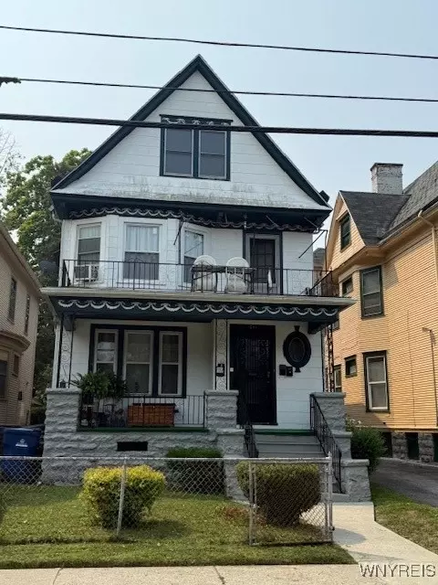 211 Riley St, Buffalo, NY 14208