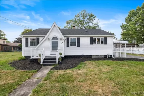 16 Harlan St, Depew, NY 14043