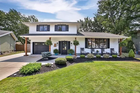715 Edgewater Dr, Amherst, NY 14228