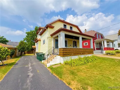 366 Penora St, Depew, NY 14043