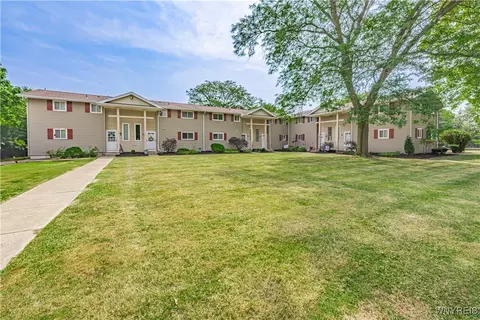 4907 Tuscarora Rd, Niagara, NY 14304