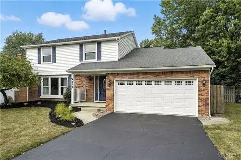 292 Oakbrook Dr, Amherst, NY 14221