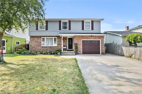 79 E Toulon Dr, Cheektowaga, NY 14227