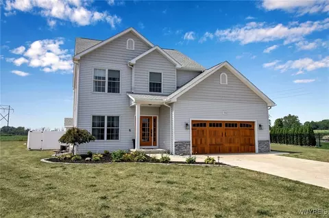3320 Colleen, Wheatfield, NY 14132