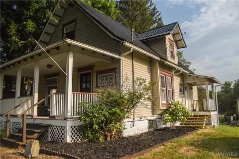 Exterior - 1581 Olean-portville Rd, Olean, NY 14760 photo 3 of 9
