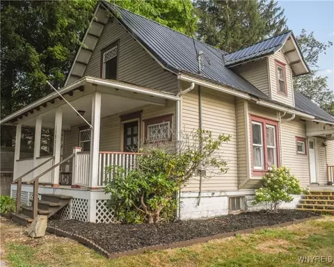 Exterior - 1581 Olean-portville Rd, Olean, NY 14760 photo 2 of 9