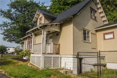 Exterior - 1581 Olean-portville Rd, Olean, NY 14760 photo 4 of 9