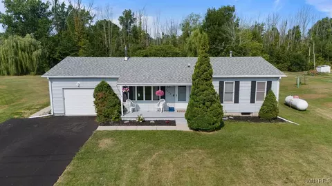 3562 Porter Center Rd, Porter, NY 14131