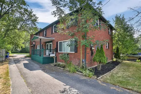 4889 Harlem Rd, Amherst, NY 14226
