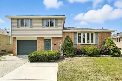 271 Nagel Dr, Cheektowaga, NY 14225