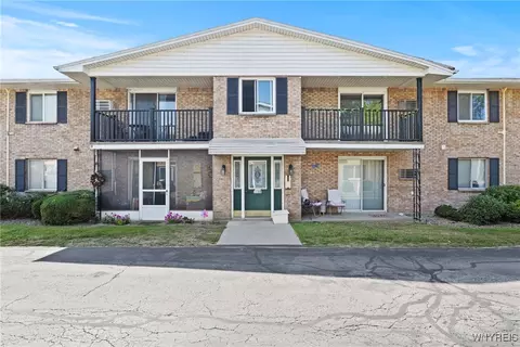 1158 Indian Church Rd #6, West Seneca, NY 14224