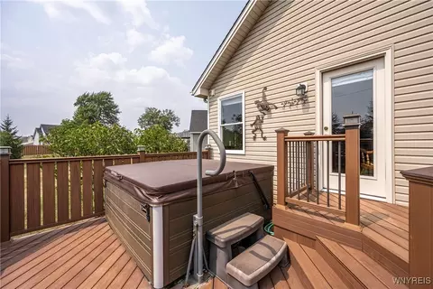 Exterior - 26 Cherryfield Ln, Lancaster, NY 14086 photo 10 of 12