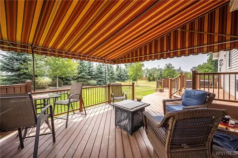 Exterior - 26 Cherryfield Ln, Lancaster, NY 14086 photo 5 of 12