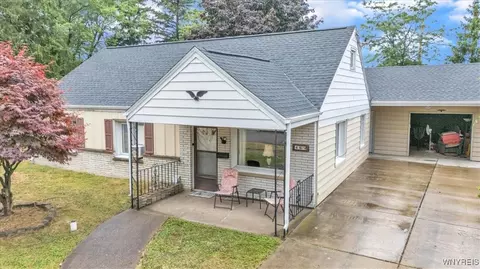 46 Chardon Dr, Cheektowaga, NY 14225