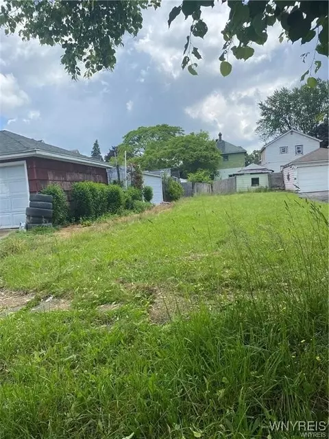 143 Stevens Ave, Buffalo, NY 14215