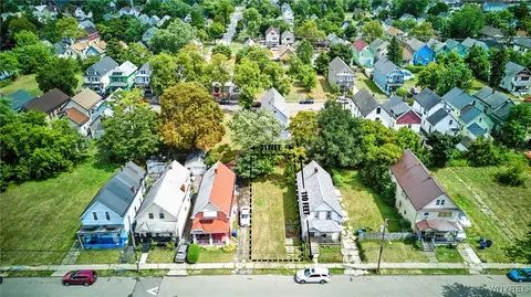 83 Ivy St, Buffalo, NY 14211