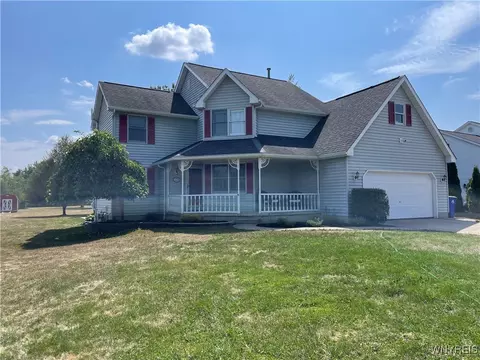 10675 County Rd, Clarence, NY 14031