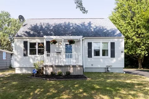 258 85th St, Niagara Falls, NY 14304