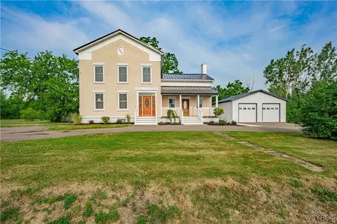 5348 Hollenbeck Rd, Royalton, NY 14094