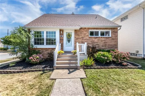 61 Leonore Rd, Amherst, NY 14226