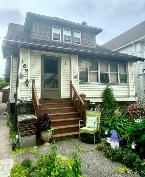 169 Altruria St, Buffalo, NY 14220