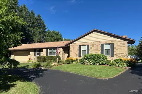 7675 Eddy Rd, Colden, NY 14033