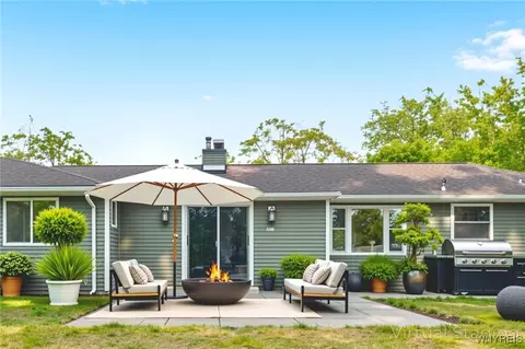 Exterior - 109 Devon Ln, Amherst, NY 14221 photo 5 of 12