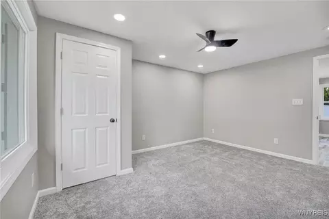 Bedroom - 109 Devon Ln, Amherst, NY 14221 photo 2 of 7
