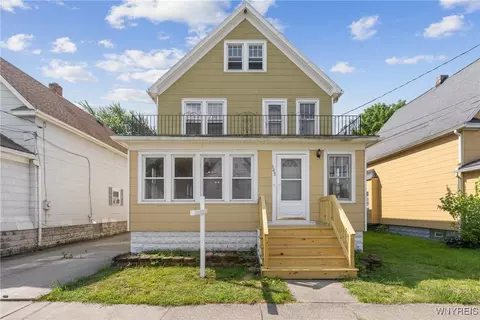 145 Roland Ave, Lackawanna, NY 14218