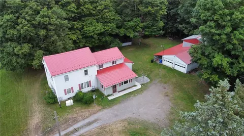 12226 Ridge Rd, Ridgeway, NY 14103